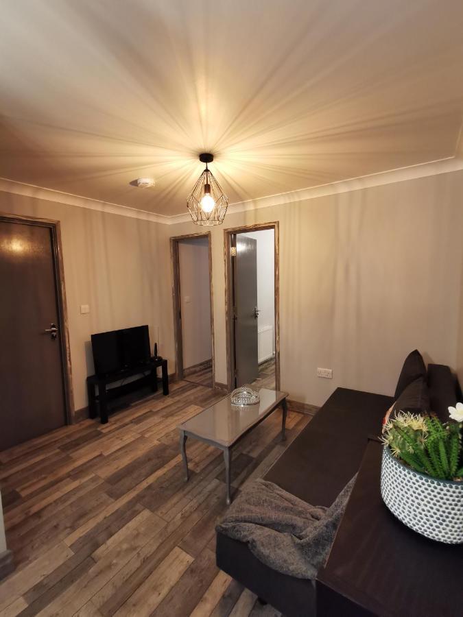 Palaz 2 - 2 Bedroom Flat Edmonton Exterior photo